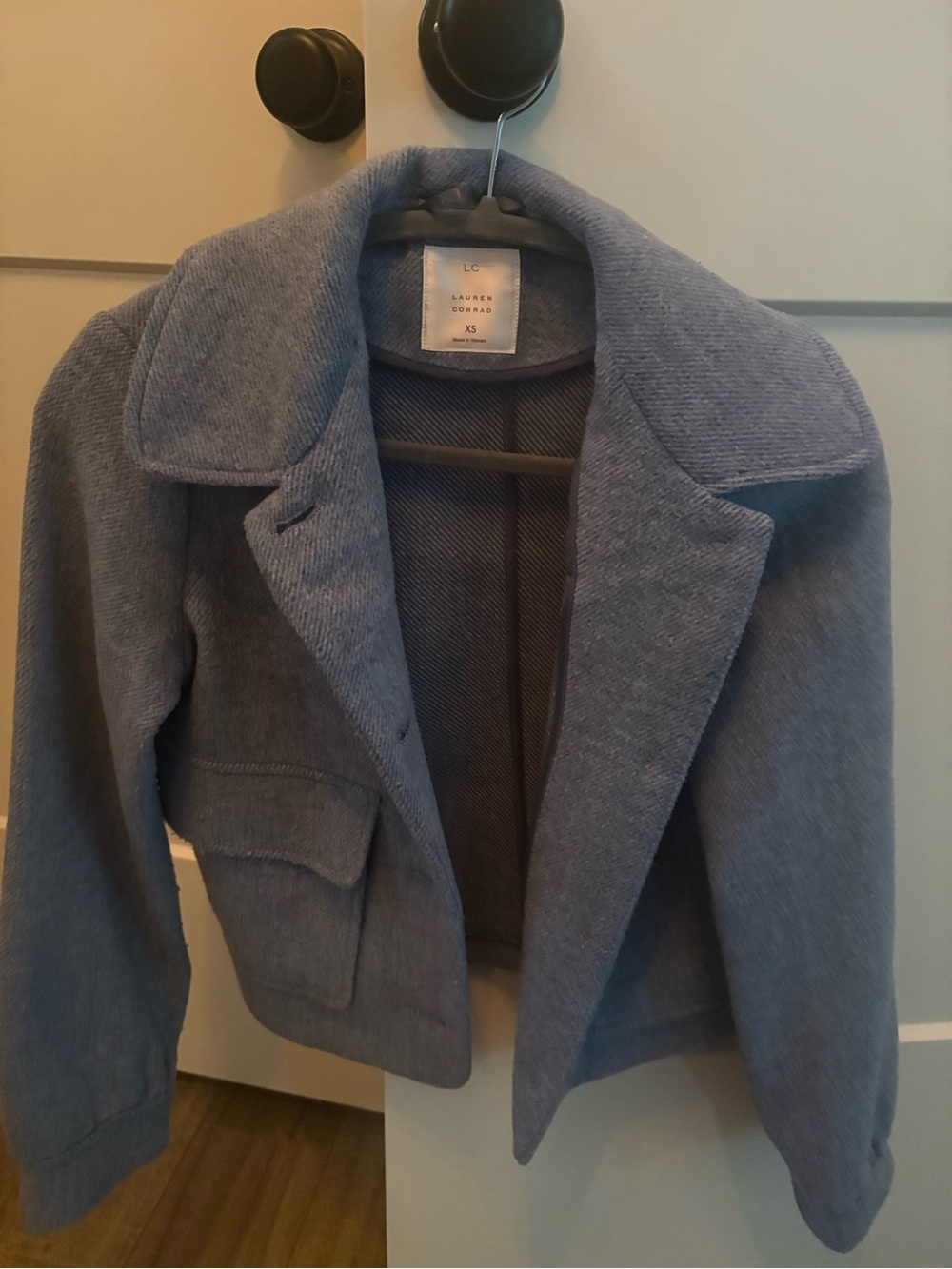 LC Lauren Conrad -Blue Cropped Blazer jacket
